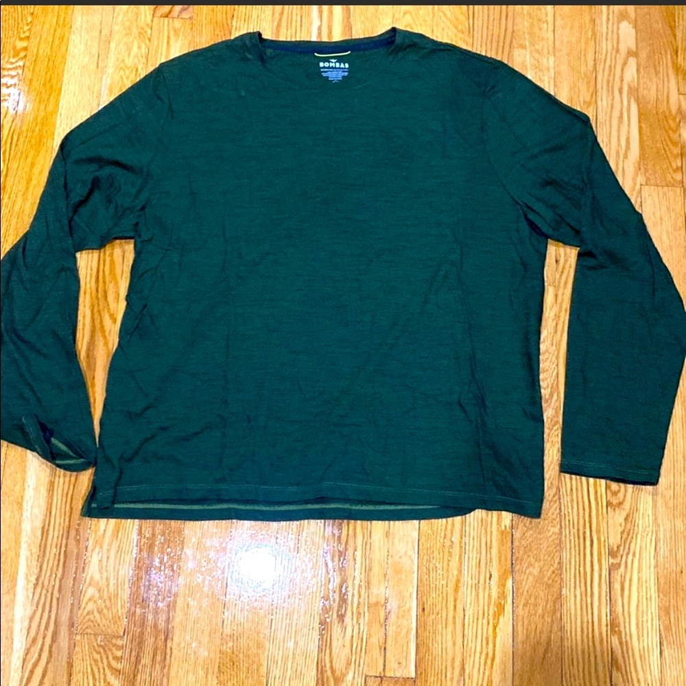 NWT Bombas Men’s XL shirt